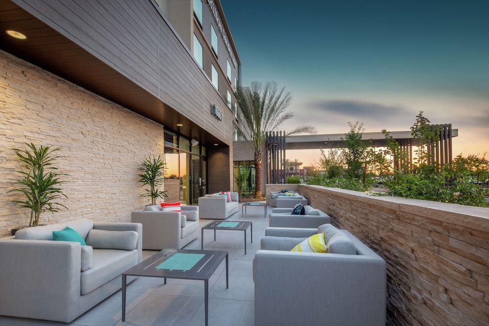 Hilton Garden Inn Surprise Phoenix - photo 30