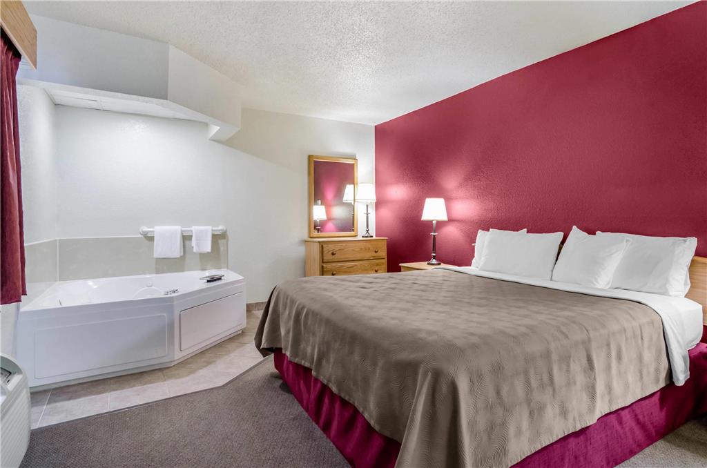 Rodeway Inn Hesston KS - photo 20