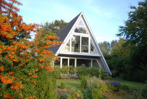 Leichte Brise - carbon neutral hotel in Unknown City