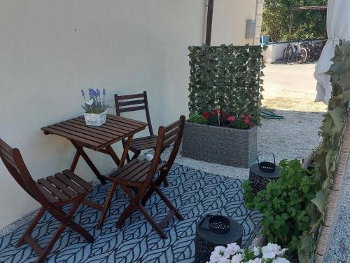 Apartments K & N One bedroom apartment A2 — 4-Star Luxury Hotel in Korcula, Croatia