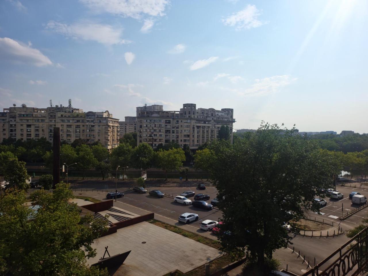 ApartHotel Yanis — Bucharest — photo 2