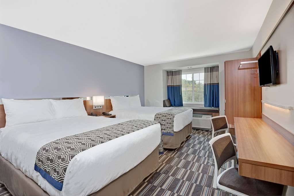 Microtel Inn & Suites By Wyndham Philadelphia Airport Ridley - photo 8