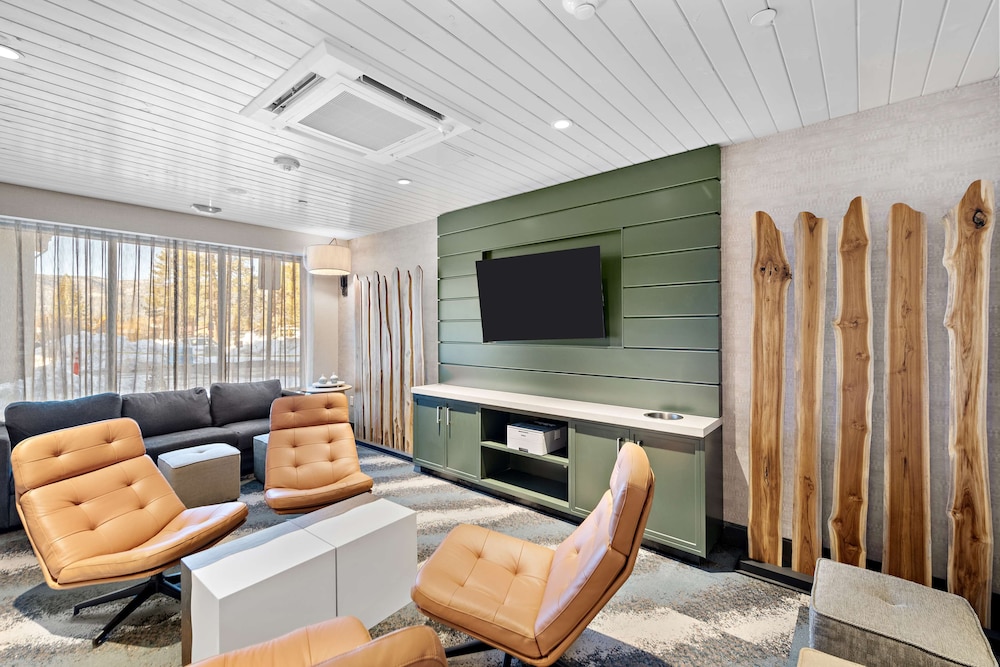 Hampton Inn Big Bear Lake - photo 2