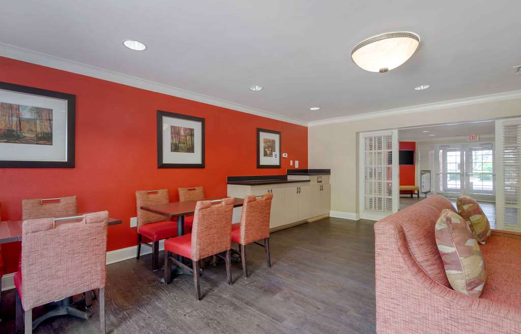 Extended Stay America Suites Greensboro Airport - photo 7