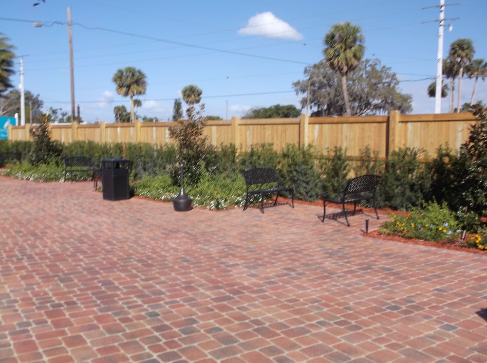 Days Inn & Suites by Wyndham Lake Okeechobee - photo 73