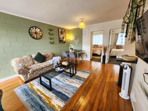 Cqn's — 4-Star Luxury Hotel in Wellington, New Zealand