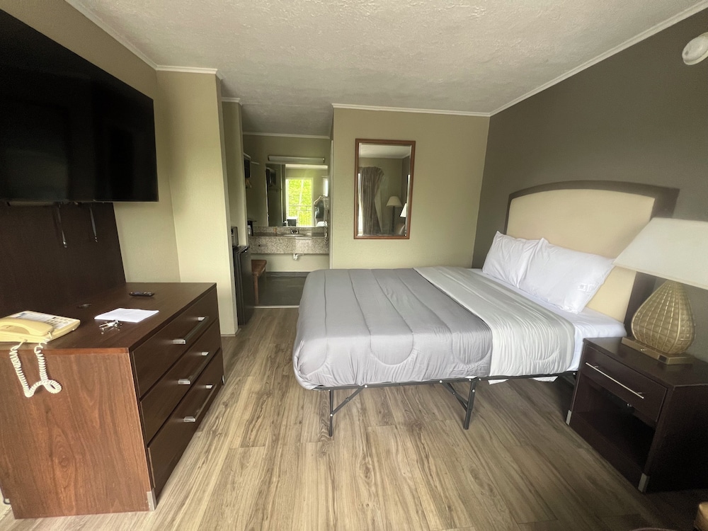Travel Inn Kingsport - photo 16