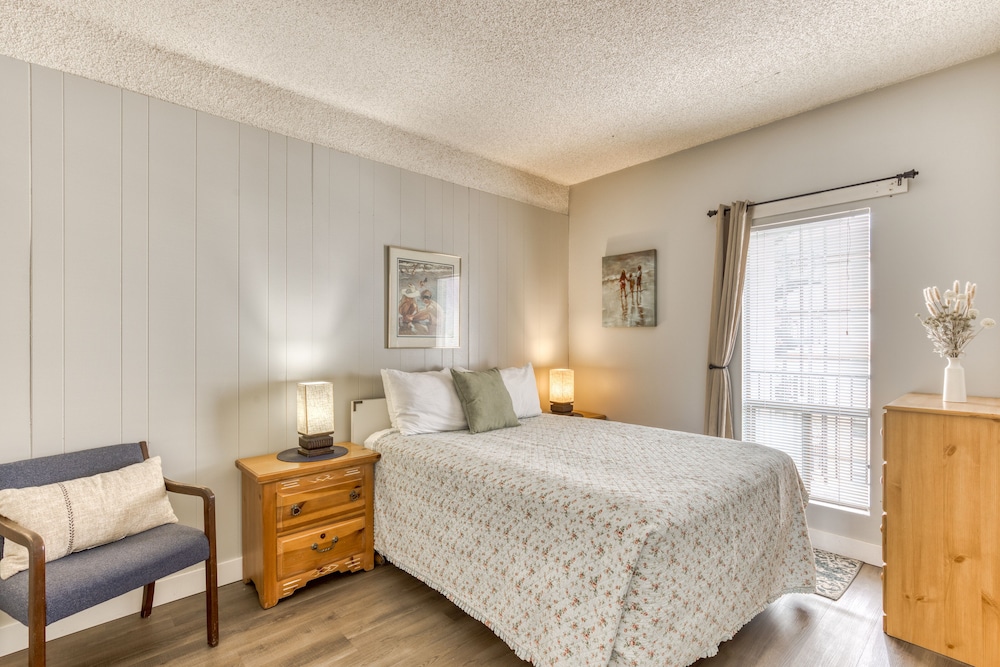 Sand & Sea Resort Condominiums - photo 173