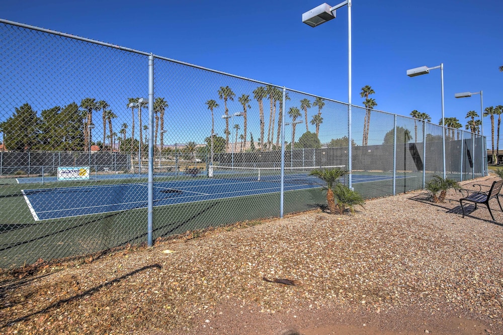 Resort Pools and Golf Palm Springs Condo - photo 37