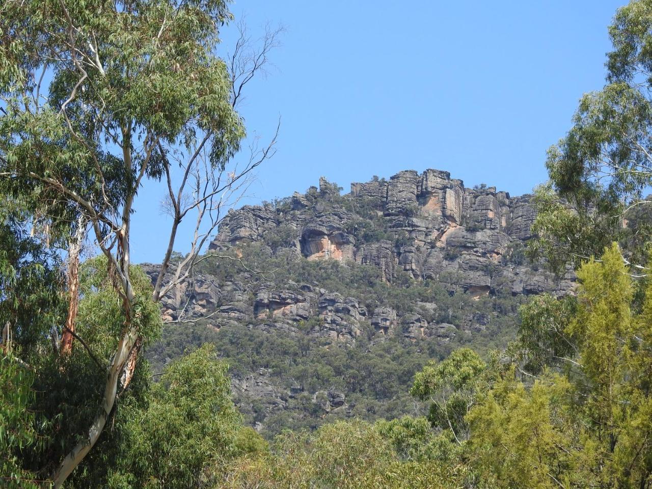 Halls Gap Cottages — Unknown City — photo 4