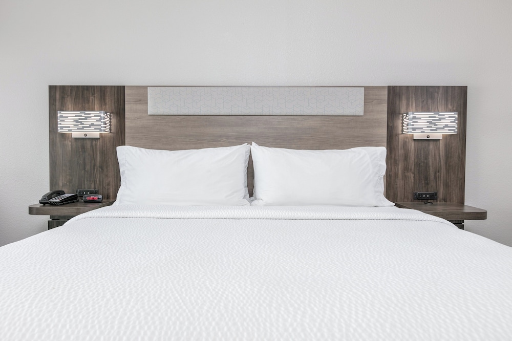Holiday Inn Express & Suites Dallas Plano North by IHG - photo 6