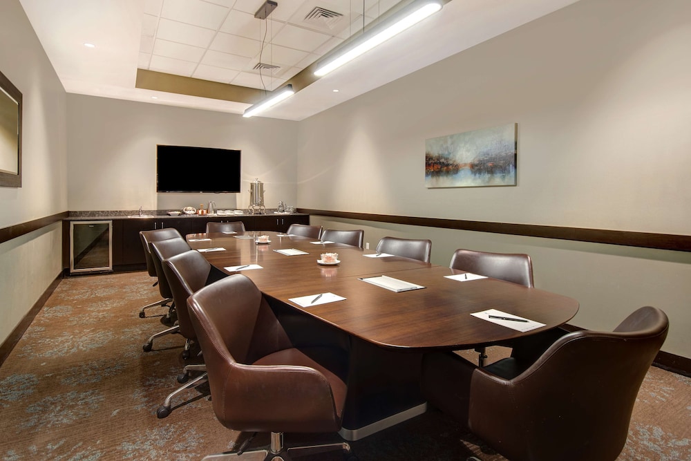 Embassy Suites by Hilton Jacksonville Baymeadows - photo 86