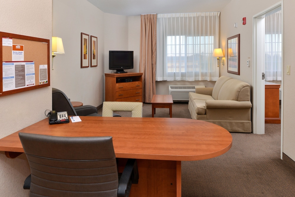 Candlewood Suites Turlock by IHG - photo 13