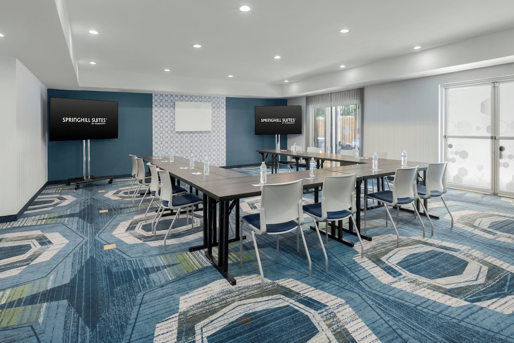 SpringHill Suites by Marriott Herndon Reston - photo 21