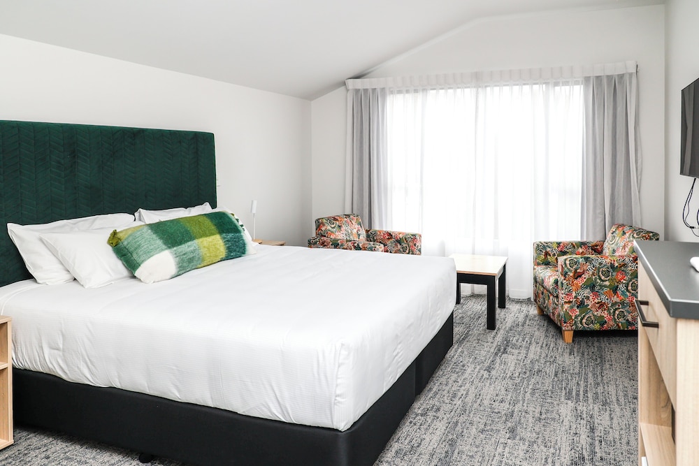 Airport Stays in Wellington, New Zealand