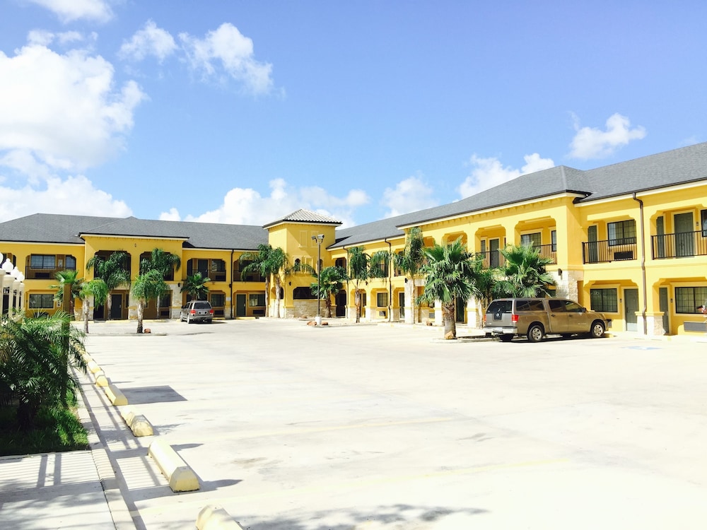 Weslaco Inn by Capital O Near Mercedes - photo 37