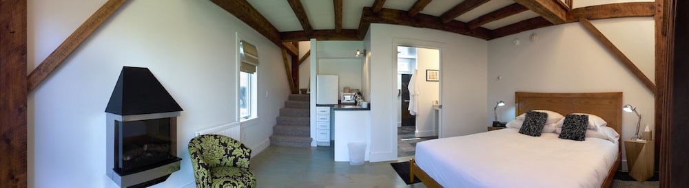 Shoreham Inn Bed & Breakfast - photo 4