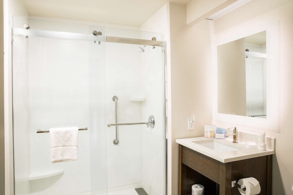 Hampton Inn & Suites Seattle Downtown - photo 39