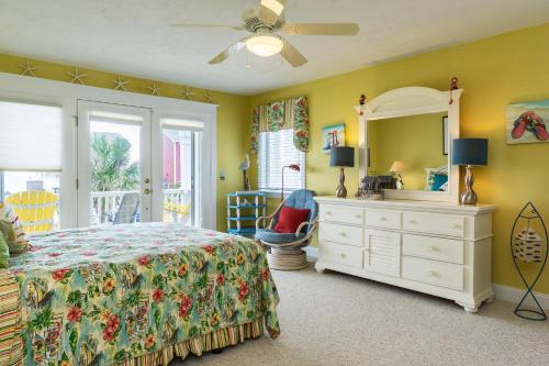 Tar Healin by Oak Island Accommodations - photo 23