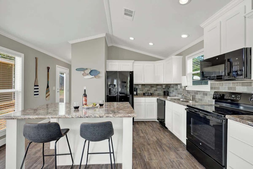 Resort at Fredericksburg Unit 29 - photo 5