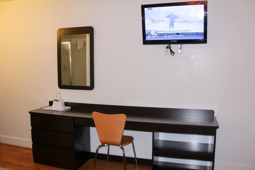 Motel6 Goodland KS - photo 12