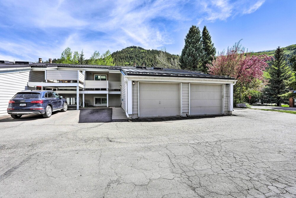 Modern Townhome about 4 Miles to Beaver Creek Resort - photo 27
