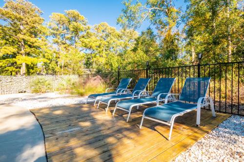 A Sloth's Retreat by Oak Island Accommodations - photo 27