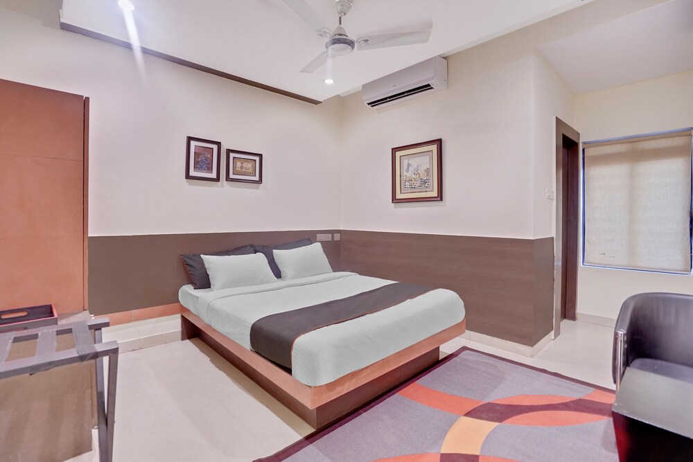 Hotel Miland Palace — hotel in Bhubaneshwar