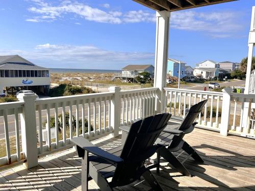 1 Coastal Escape - photo 22