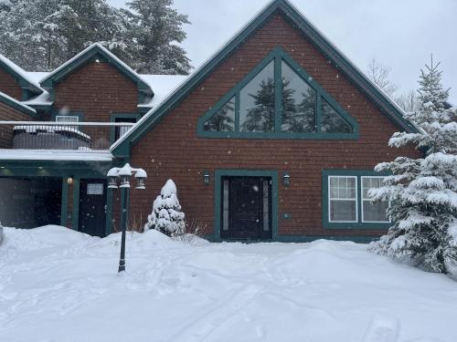 Cranmore Road 7 in North Conway, United States