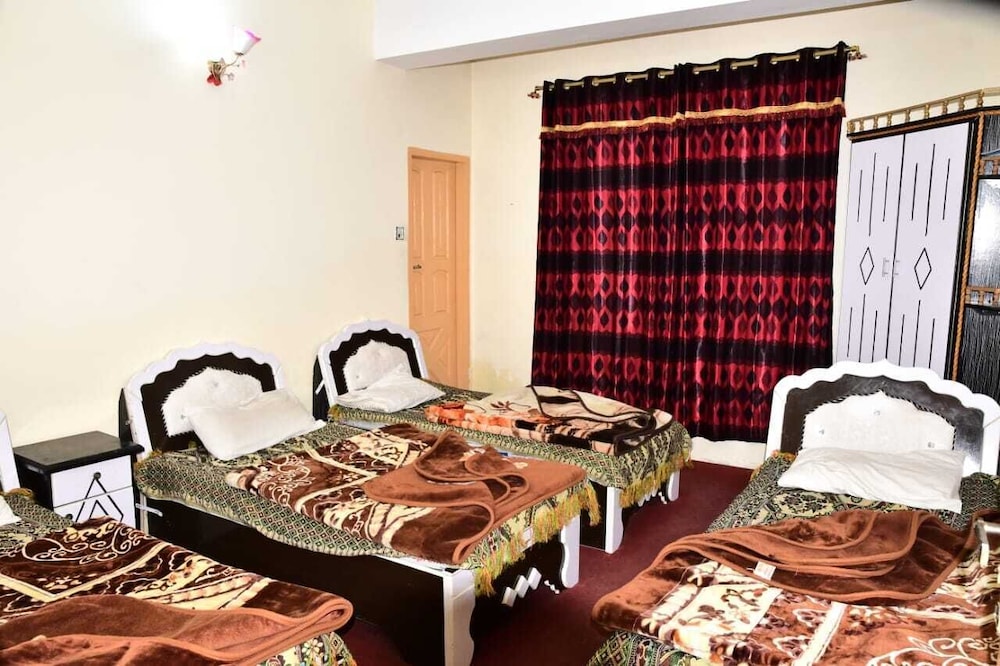Kashmir Heights Hotel and Restaurant in Muzaffarabad, Pakistan