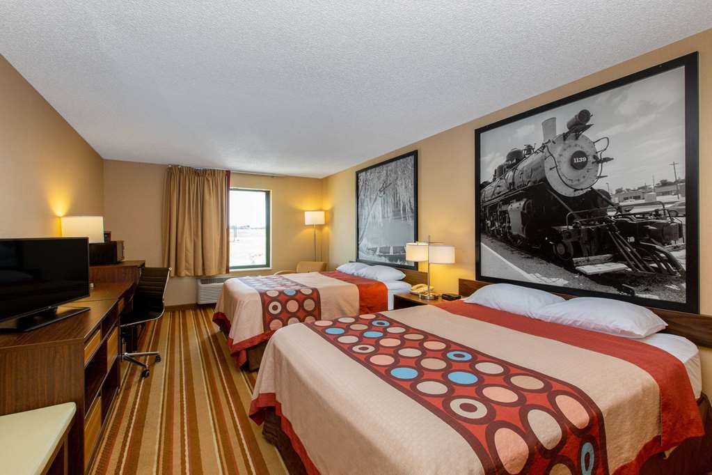Super 8 by Wyndham Salina I 70 - photo 27