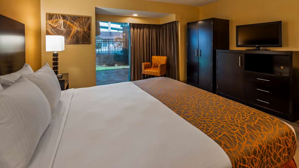 Best Western The Plaza Hotel Honolulu Airport Free Breakfast - photo 38