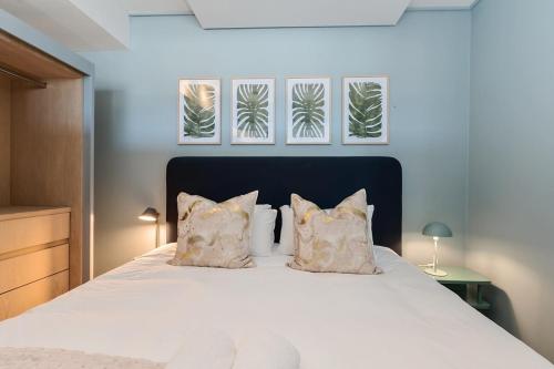 Bright & Cozy Modern Retreat