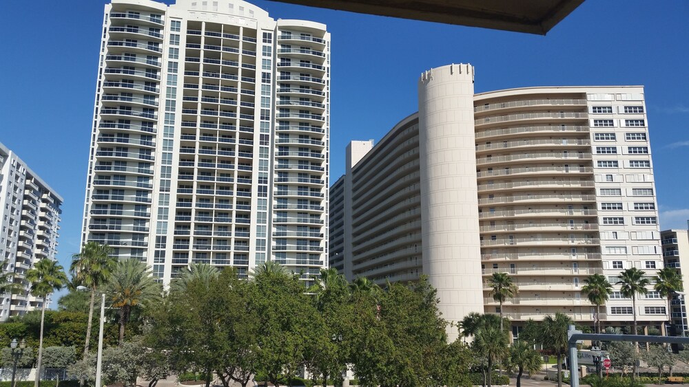 Ocean Mile Hotel - photo 30