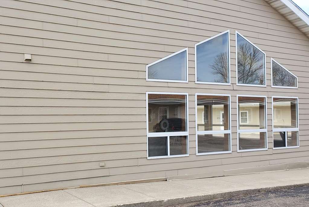 Days Inn by Wyndham Worthington - photo 18