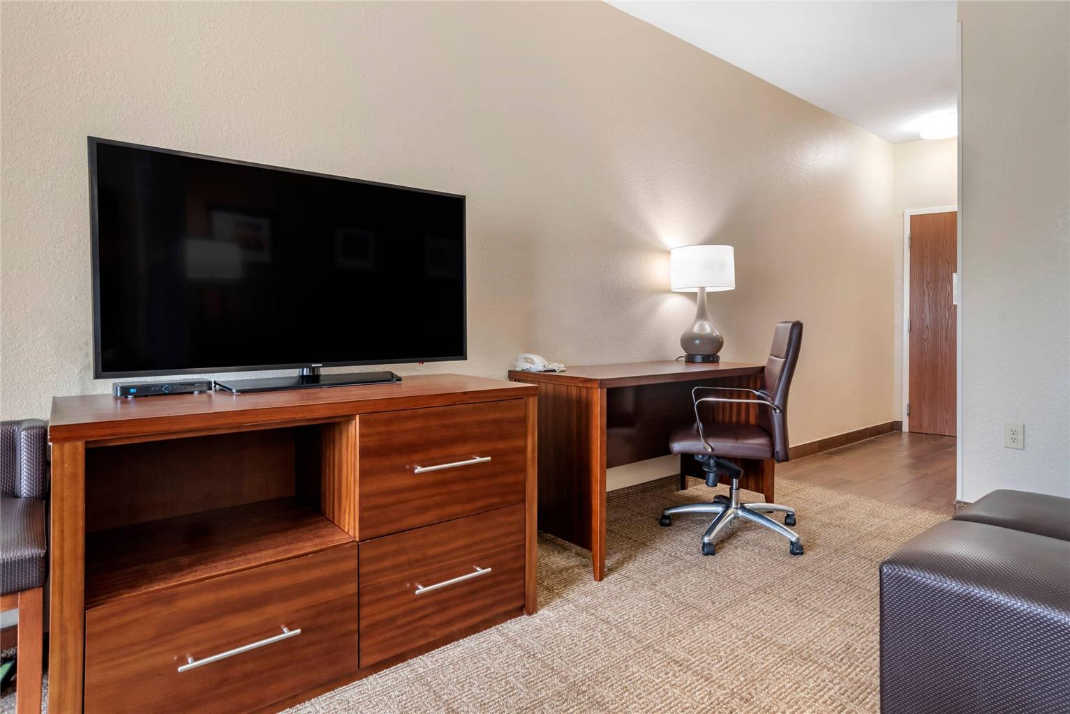 Comfort Suites Vicksburg - photo 11