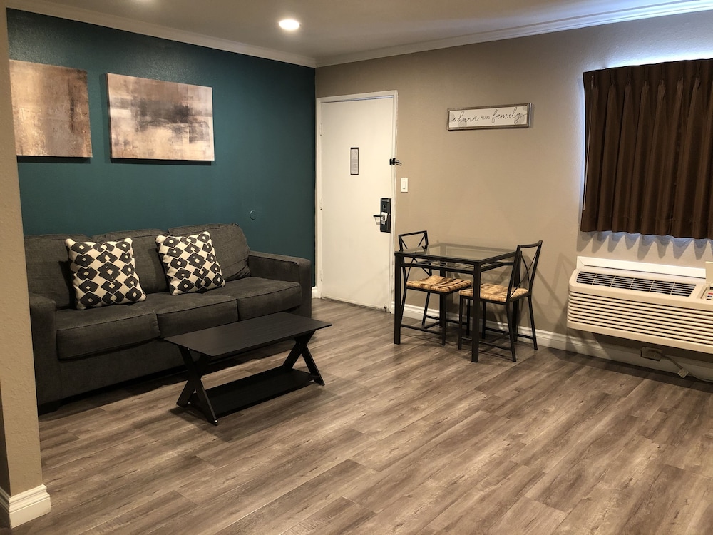Anaheim Executive Inn & Suites - photo 87