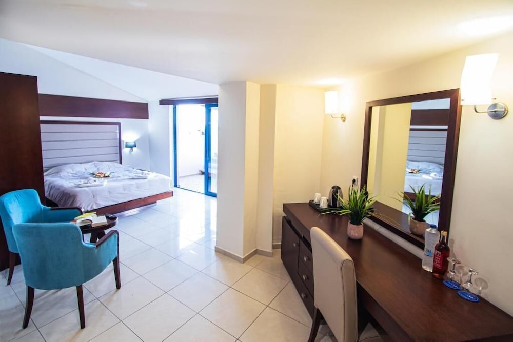 Galini Private Pool Suites with Sea View — Chania — photo 4