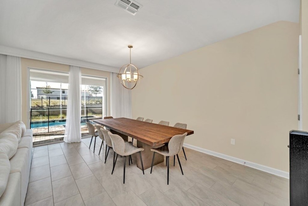 Ultimate 9 Champions Gate Resort Property With Spa 9 Bedroom Villa by RedAwning Kissimmee - photo 17