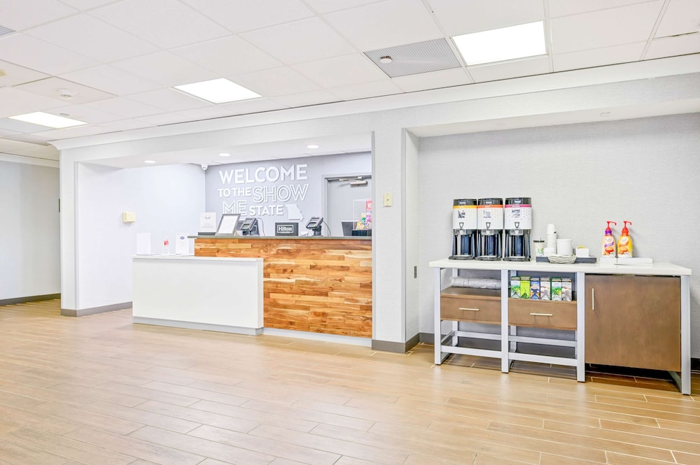 Hampton Inn St. Louis Westport — hotel in Maryland Heights