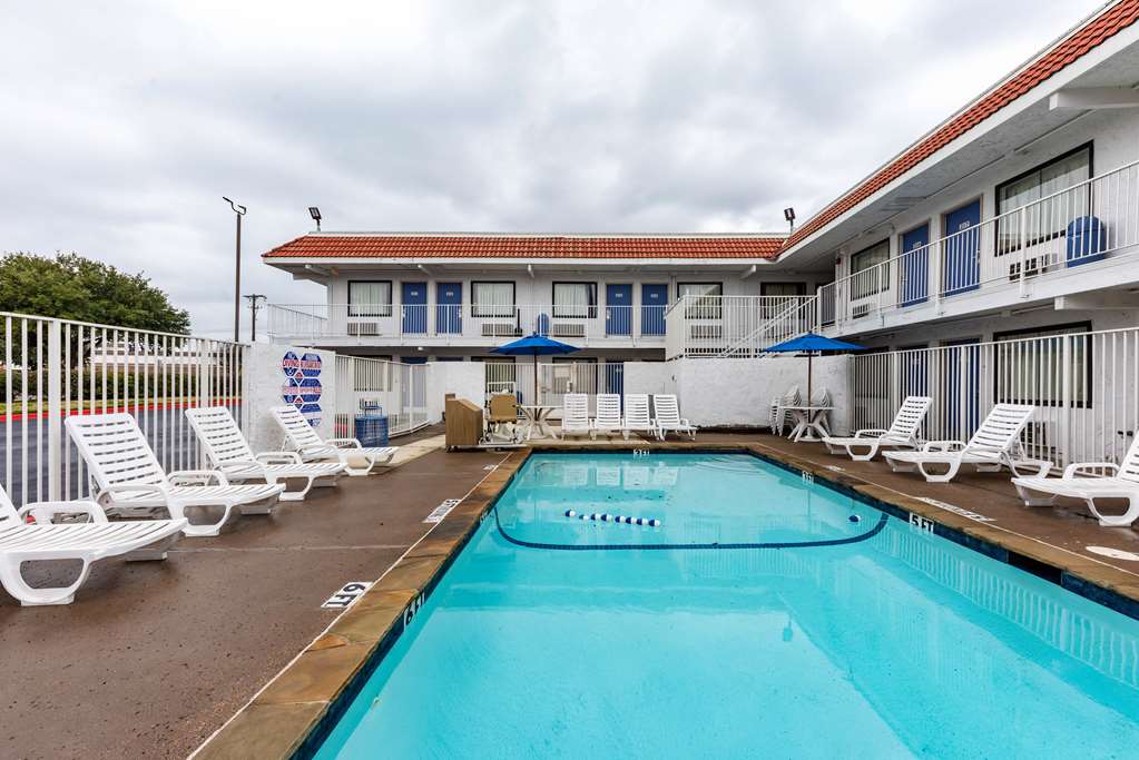 Motel 6 North Richland Hills TX - photo 10