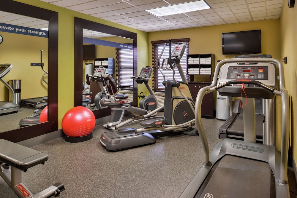 Hampton Inn Raleigh Clayton I 40 - photo 26