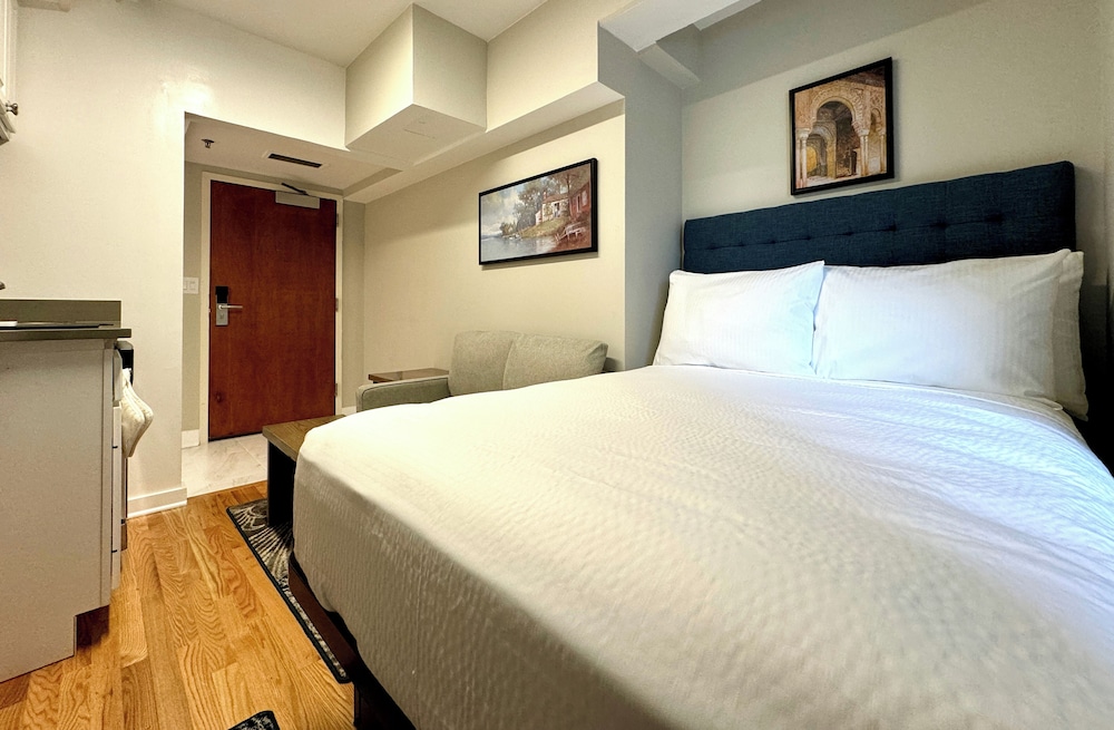 The Gem Museum Suites - photo 10