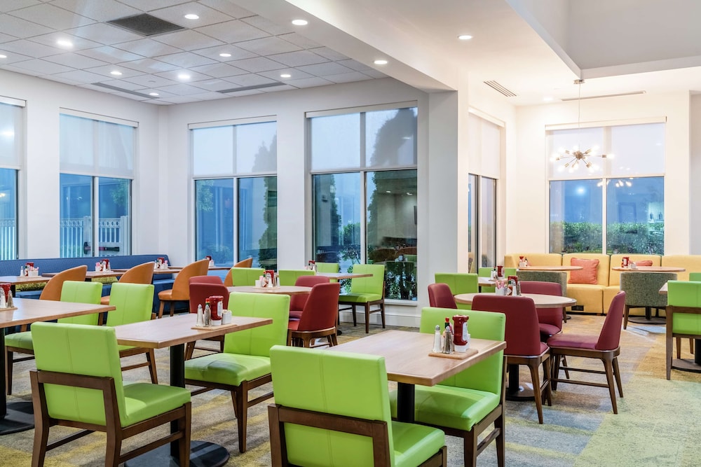 Hilton Garden Inn Morgantown - photo 14