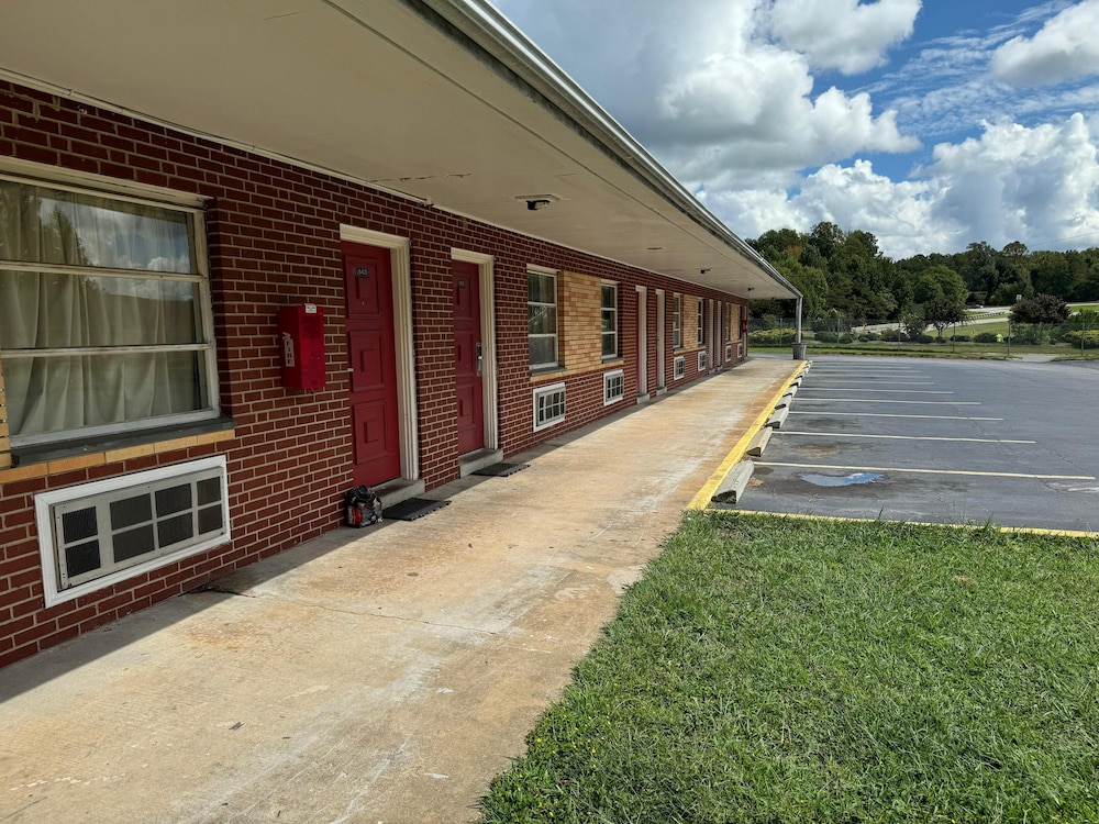 Travel Inn Danville US 29 - photo 39
