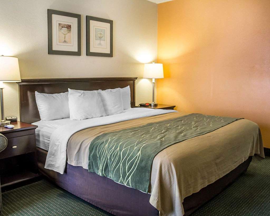 Quality Inn Riverside near UCR and Downtown - photo 11
