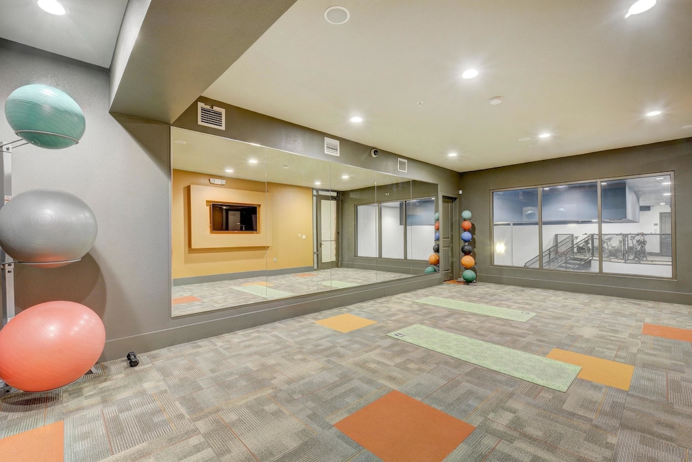 Locale Eastside - photo 41