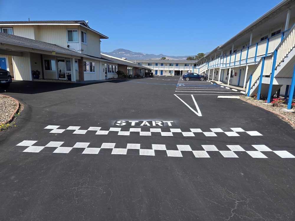 Coast Riders Inn - photo 100