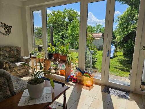 Apartment Moni In Lutzmannsburg 1 Km Von Der Sonnentherme Entfernt Apartment Mit 3 Schlafzimmern 20406702 — Lutzmannsburg